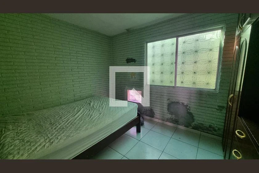5-bedroom house with a washing machine — photo 10