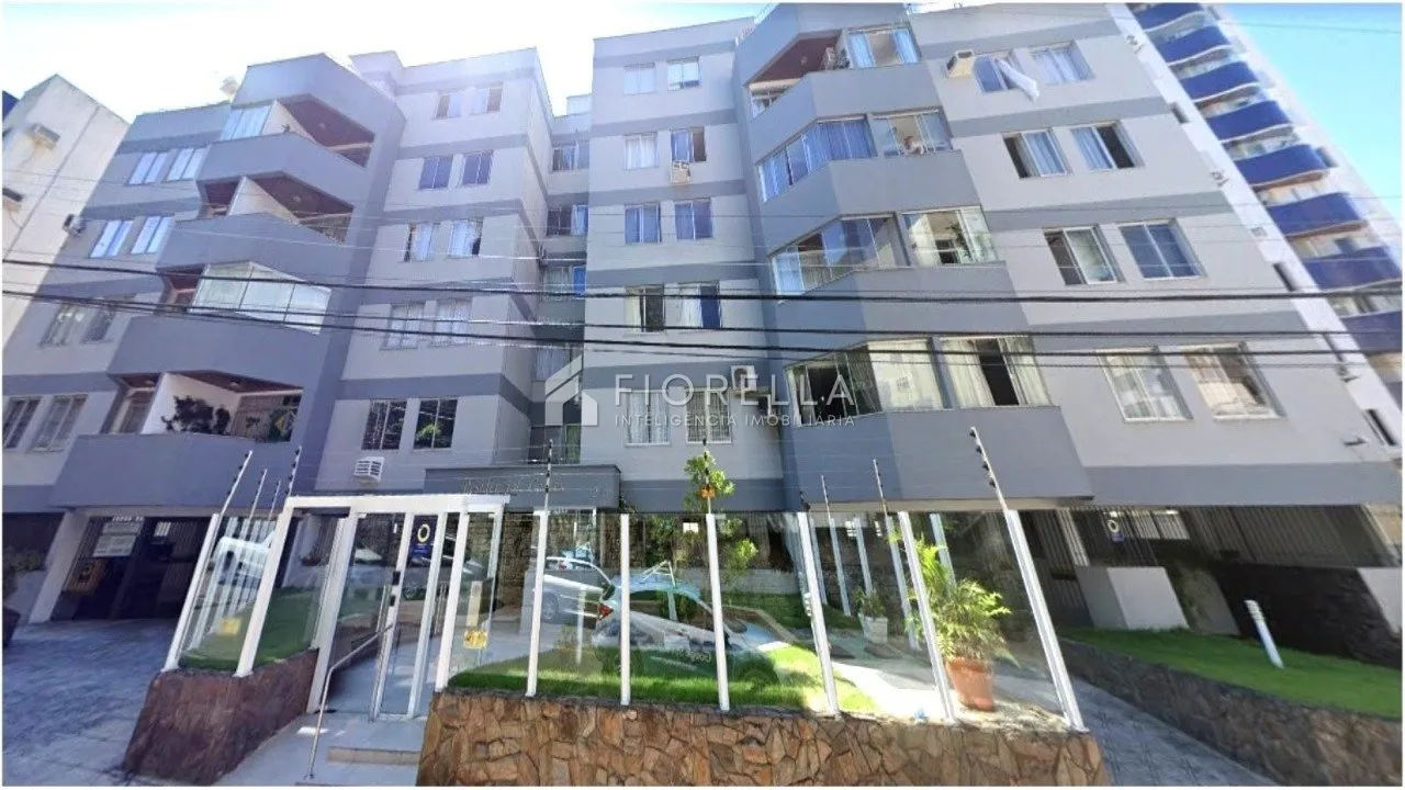 113 m² apartment with a home office and a water view — photo 30