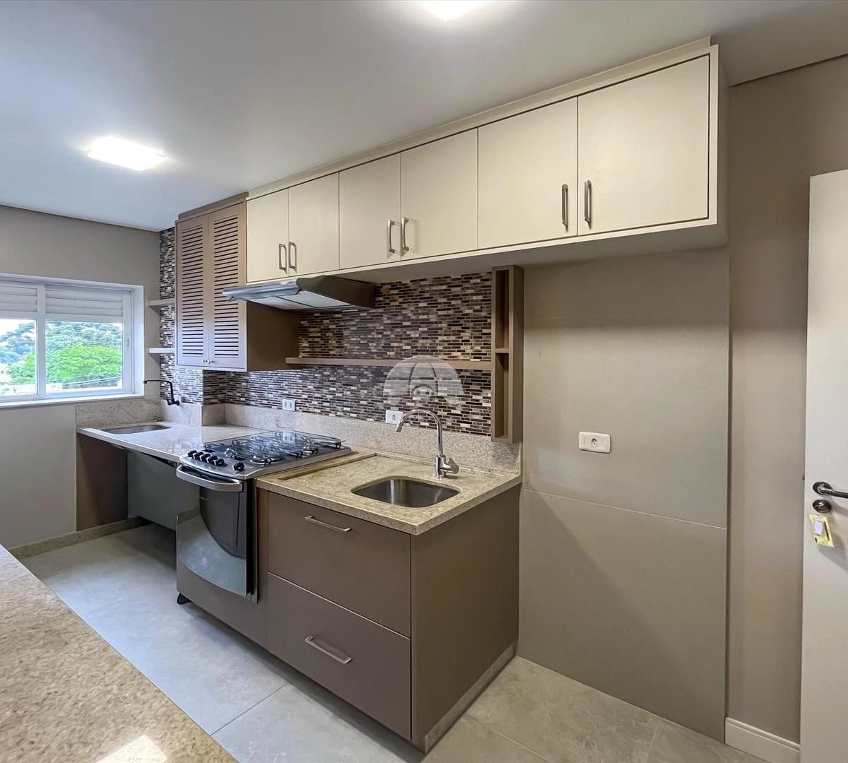 2-bedroom apartment with a home office — photo 9