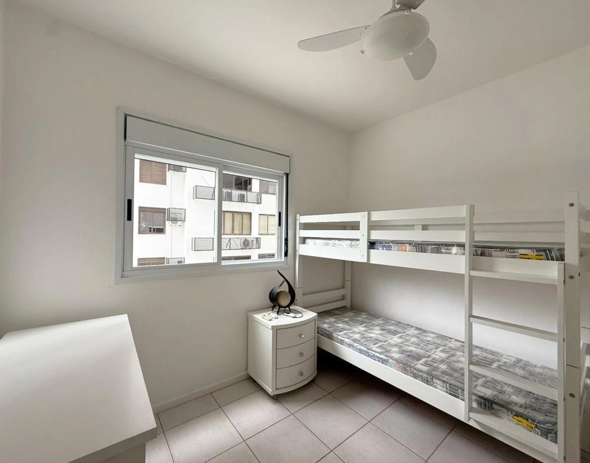 167 m² apartment with a dishwasher and a park view — photo 8