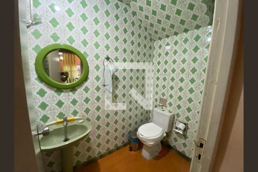 Furnished 3-bedroom house with 350 m² — photo 46