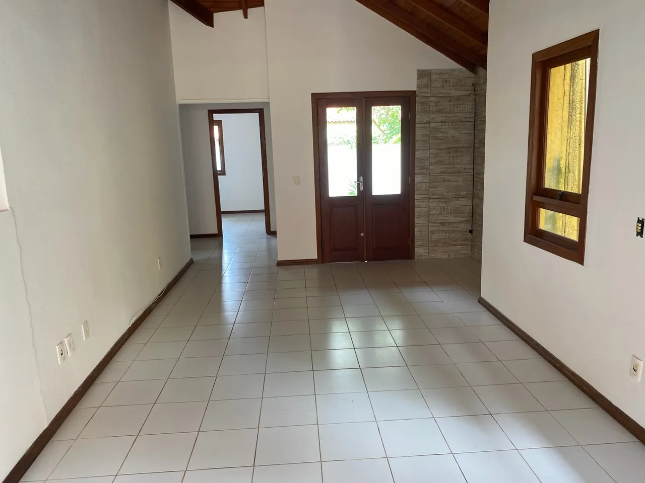 2-bedroom, 100 m² house in Florianópolis — photo 3