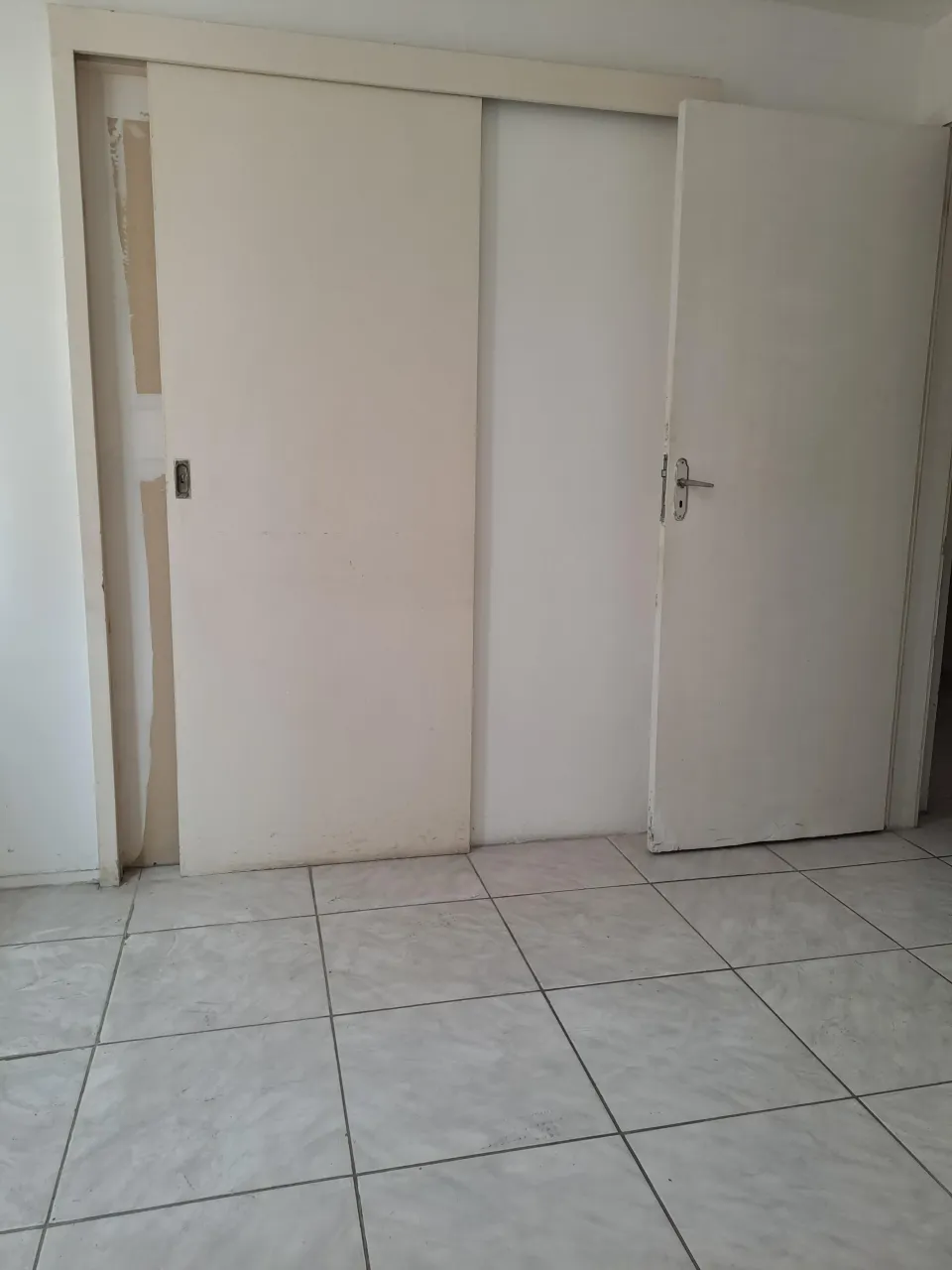 Unfurnished apartment with 5 bedrooms and 5 bathrooms — photo 12