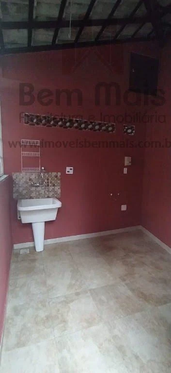 Unfurnished 4-bedroom apartment with closed kitchen — photo 12