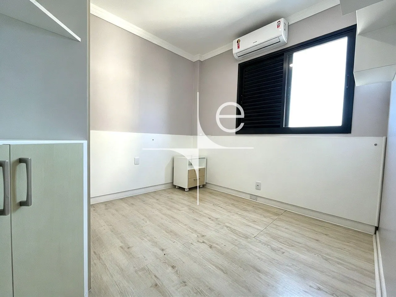 3-bedroom apartment with a washing machine — photo 14