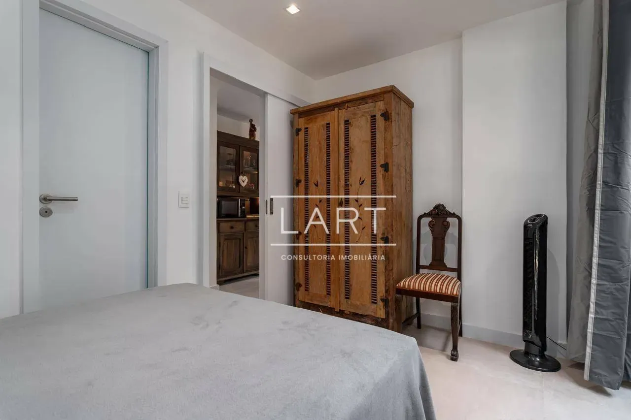 Furnished 1-bedroom apartment with a balcony — photo 13