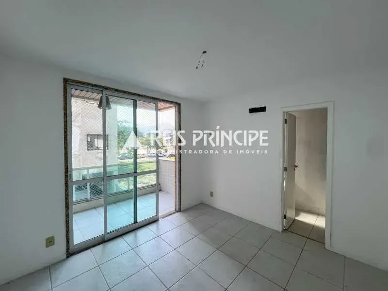 Unfurnished 2-bedroom apartment with 3 bathrooms — photo 19