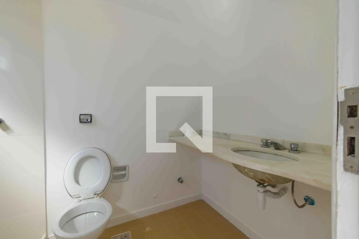 Washing machine in a 2-bedroom apartment, 100 m² — photo 29