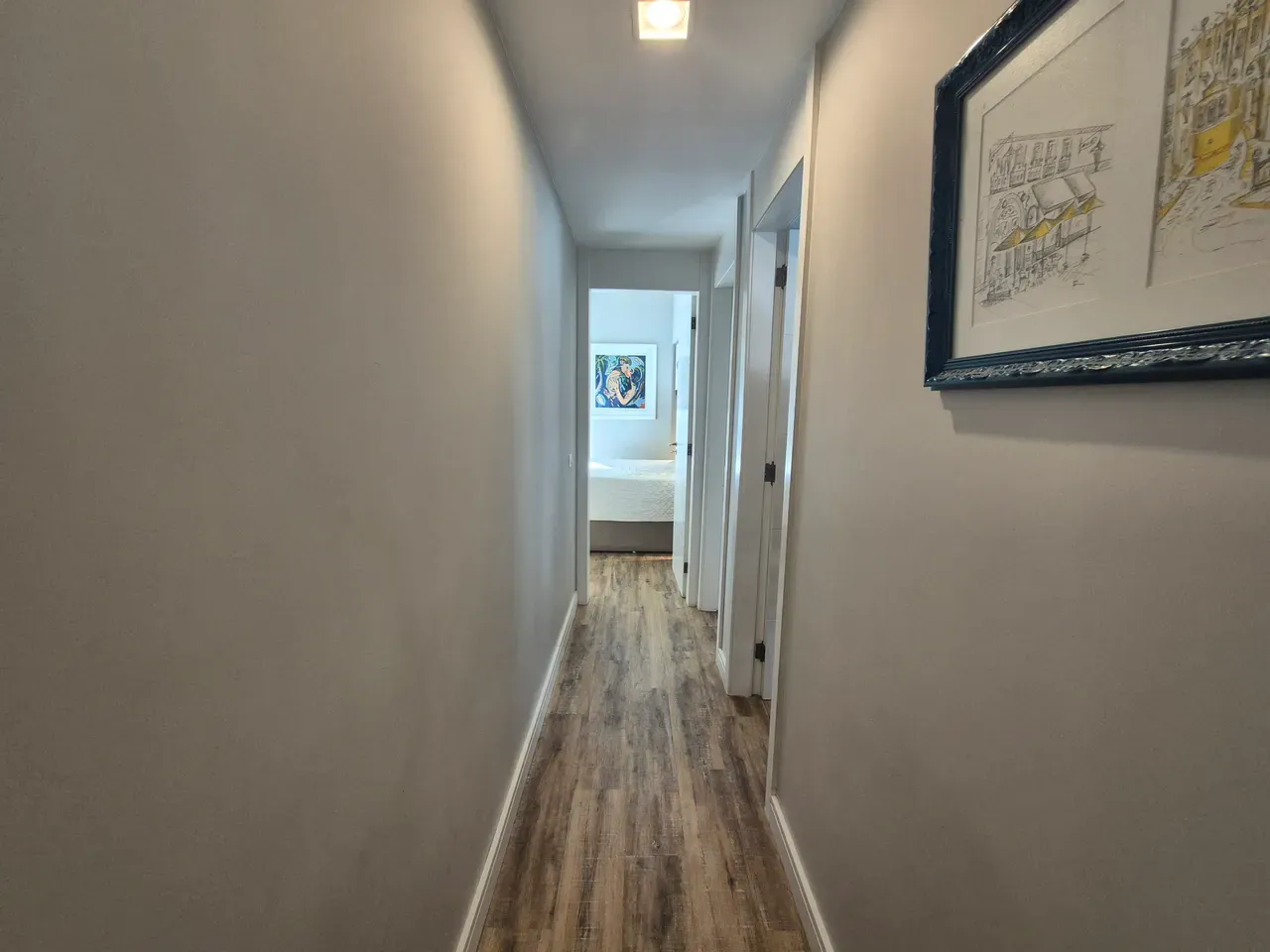 90 m² apartment with a home office and a washing machine — photo 22