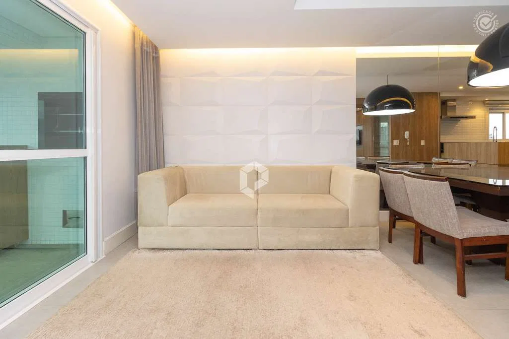 Застеклённый балкон и 2 спальни: квартира 163 м² — photo 20
