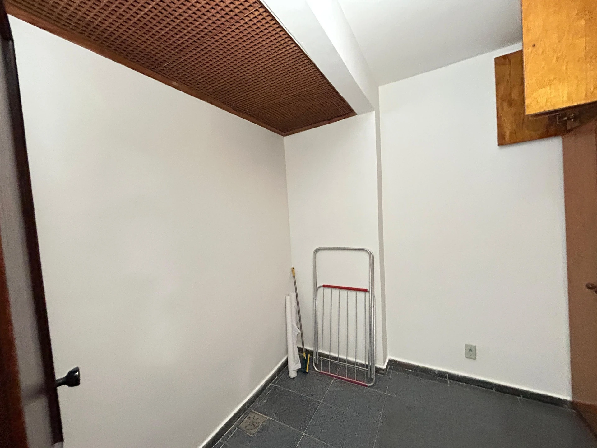 72 m² apartment with a home office and a mountain view — photo 31