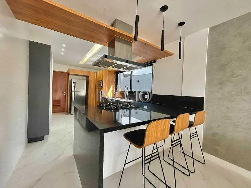 Furnished house, 330 m², with a grill on the balcony — photo 20