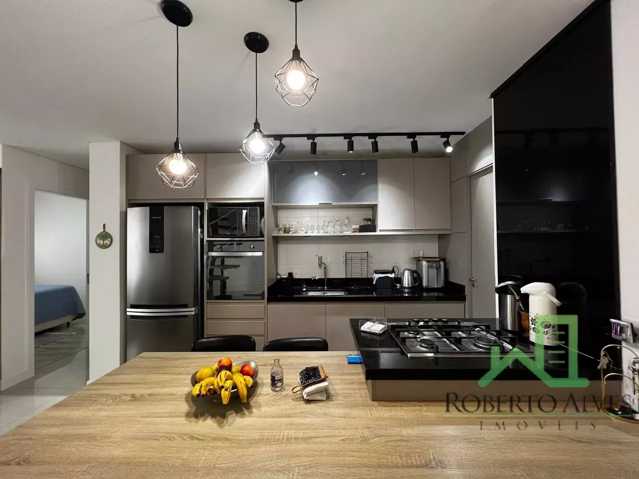 Меблированный дуплекс-пентхаус 88 м² и 2 парковки