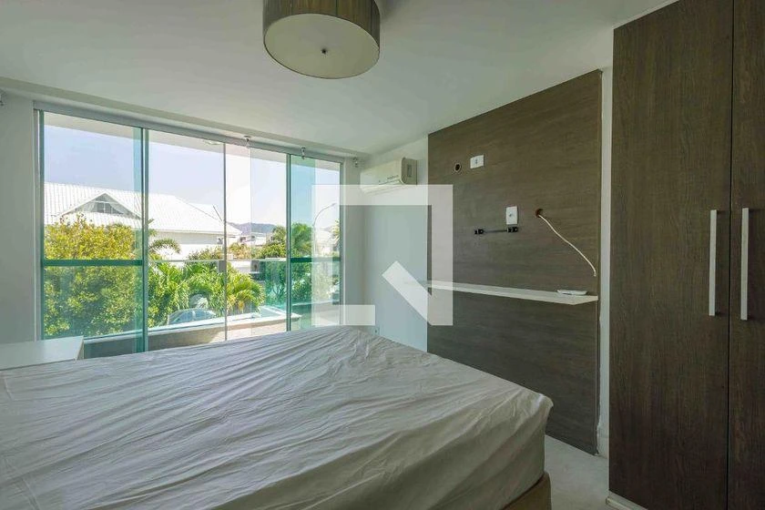 6-bedroom house with 470 m² and 7 parking spaces — photo 9
