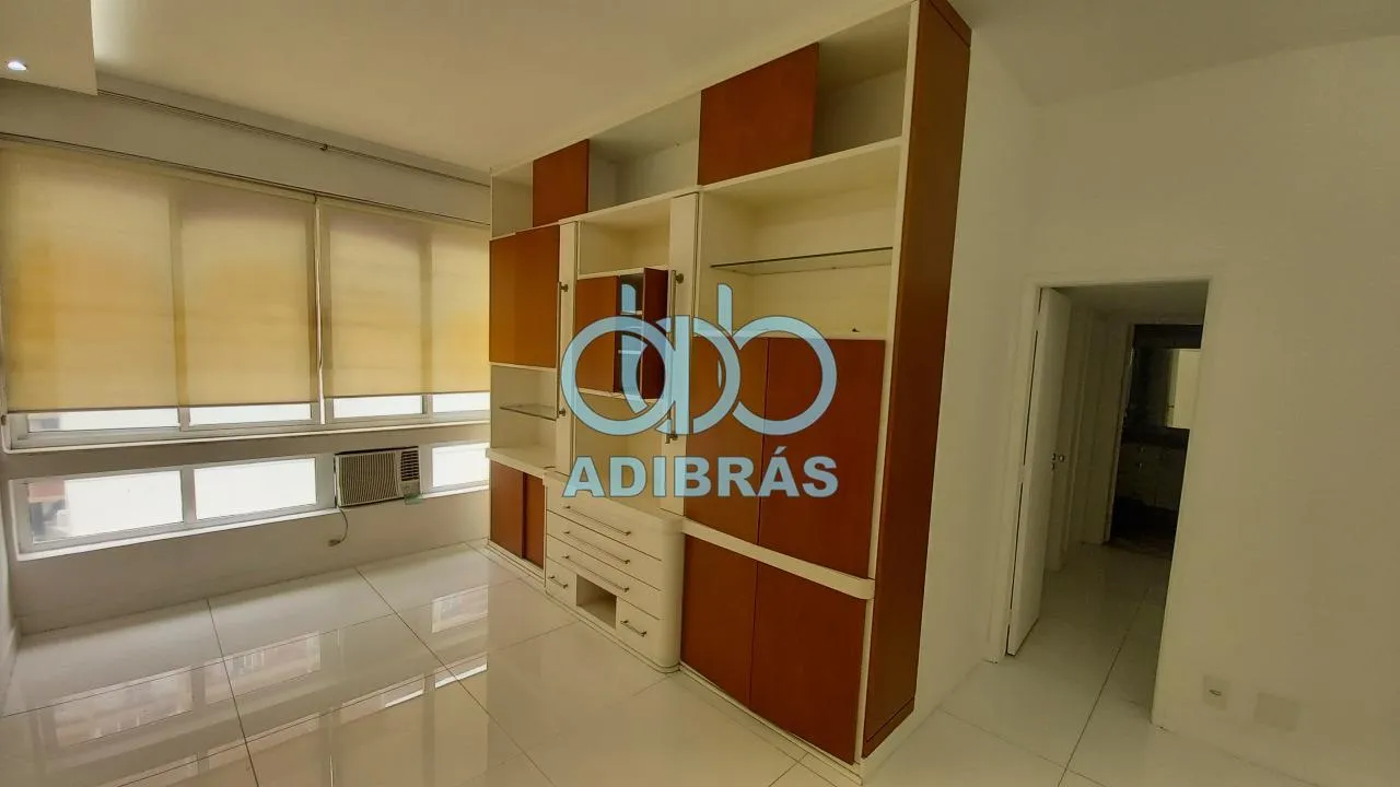 86 m² apartment with a home office and a walk-in closet — photo 14