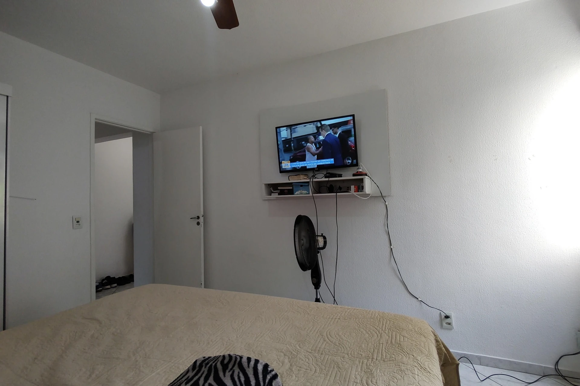 Furnished 1-bedroom apartment with gas open-plan kitchen — photo 26