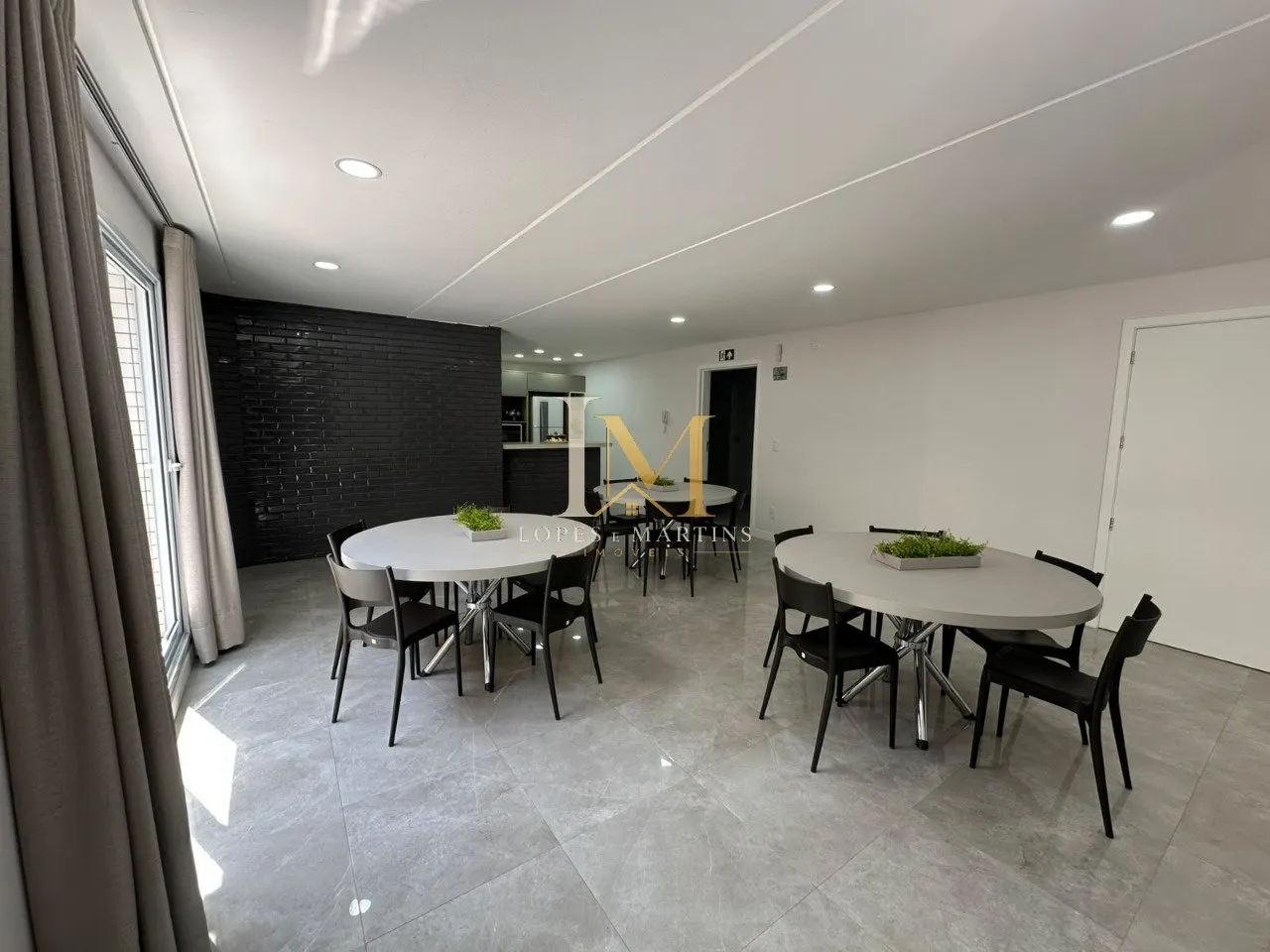 63 m² apartment with a washing machine and a home office — photo 36