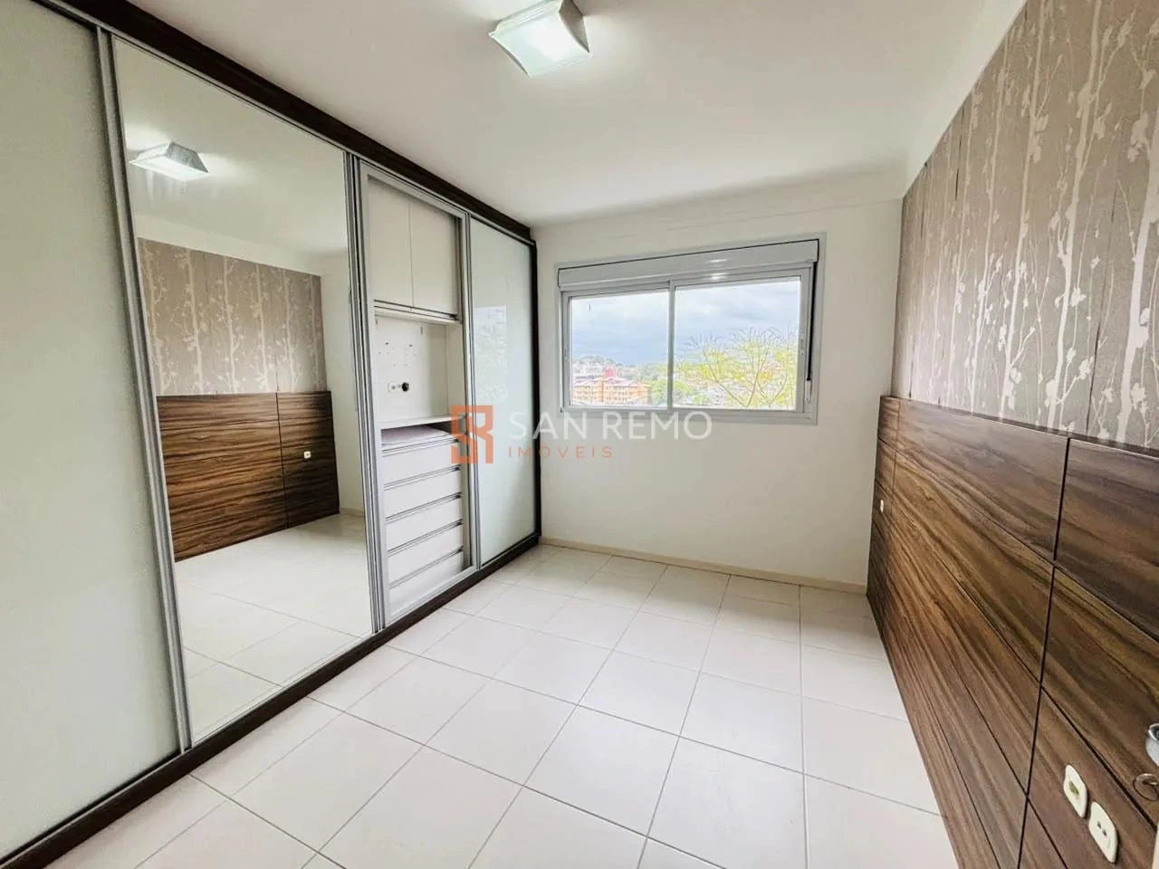 Home office in a 2-bedroom apartment, 71 m² — photo 11