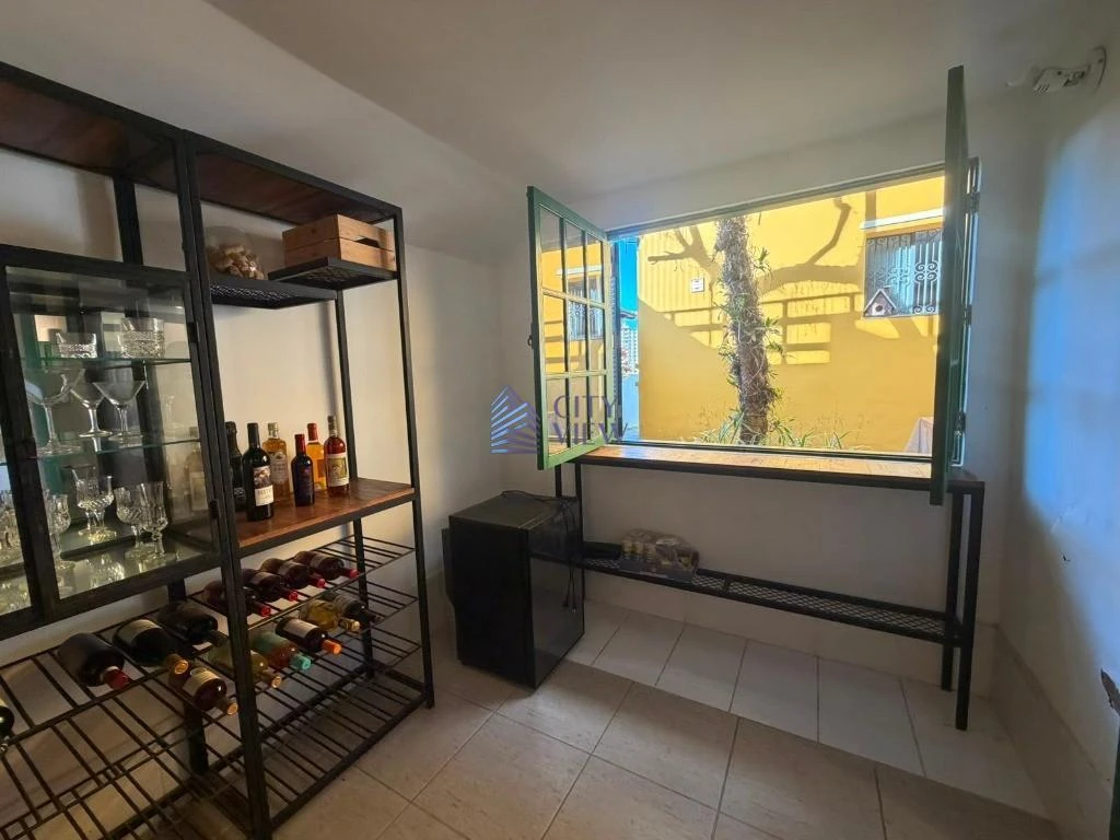 4-bedroom 500 m² house with 5 bathrooms — photo 42