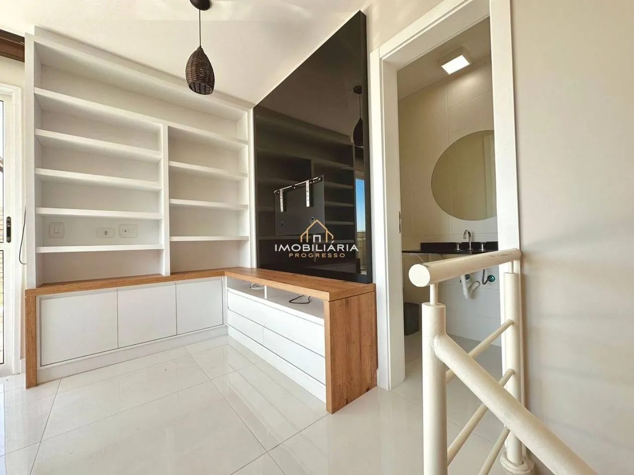2-bedroom apartment with 3 bathrooms and 99 m² — photo 20