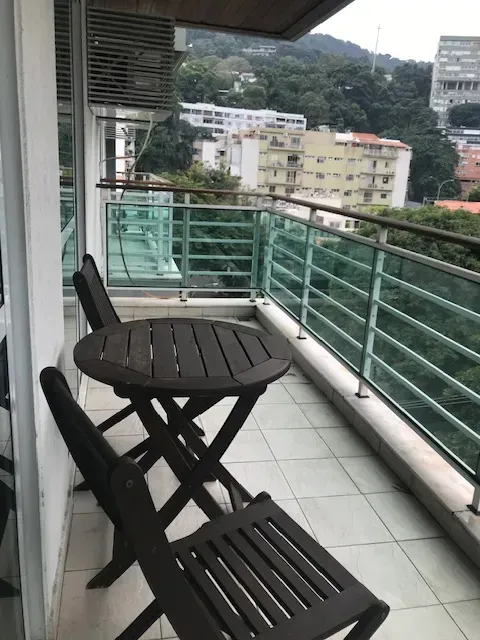 One-bedroom apartment in a building with a sauna — photo 14