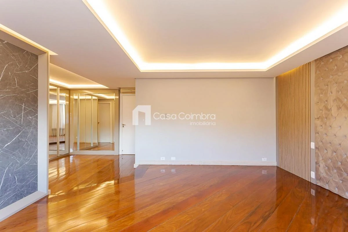 House, 450 m², with a bathtub — photo 8