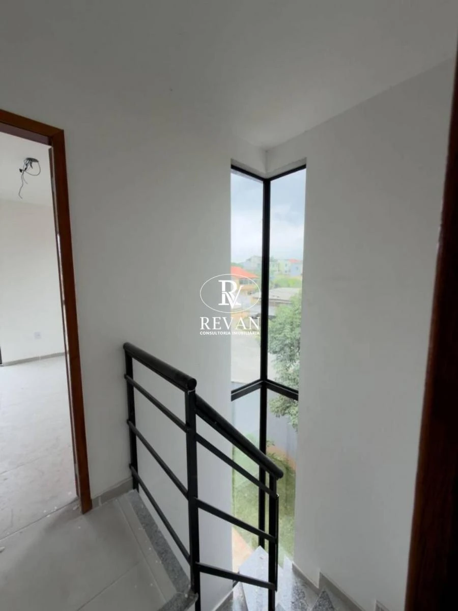 Floor-to-ceiling windows in a 4-bedroom house, 157 m² — photo 14