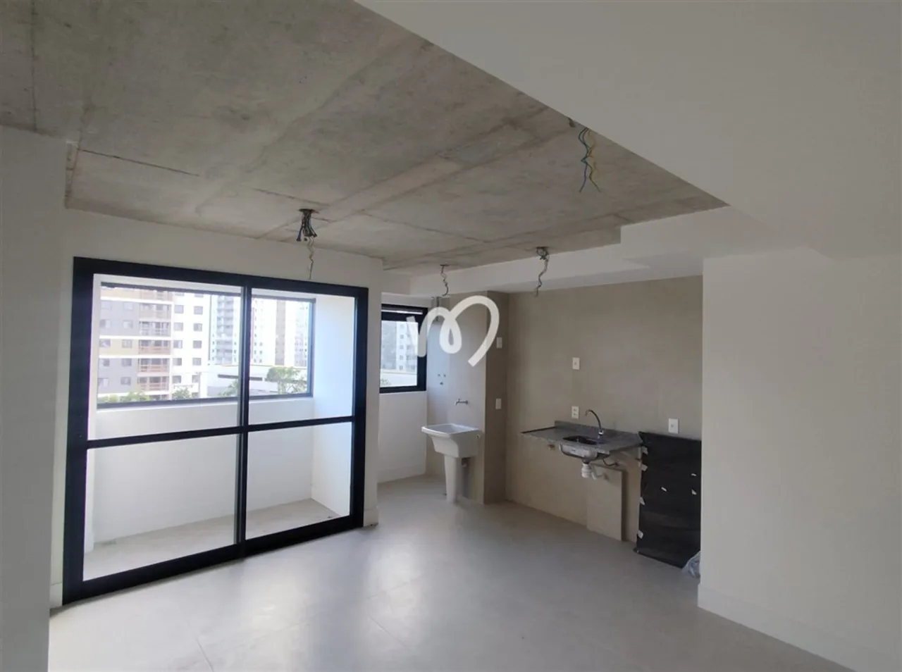 2-bedroom 2-bath apartment with 1 parking space — photo 16