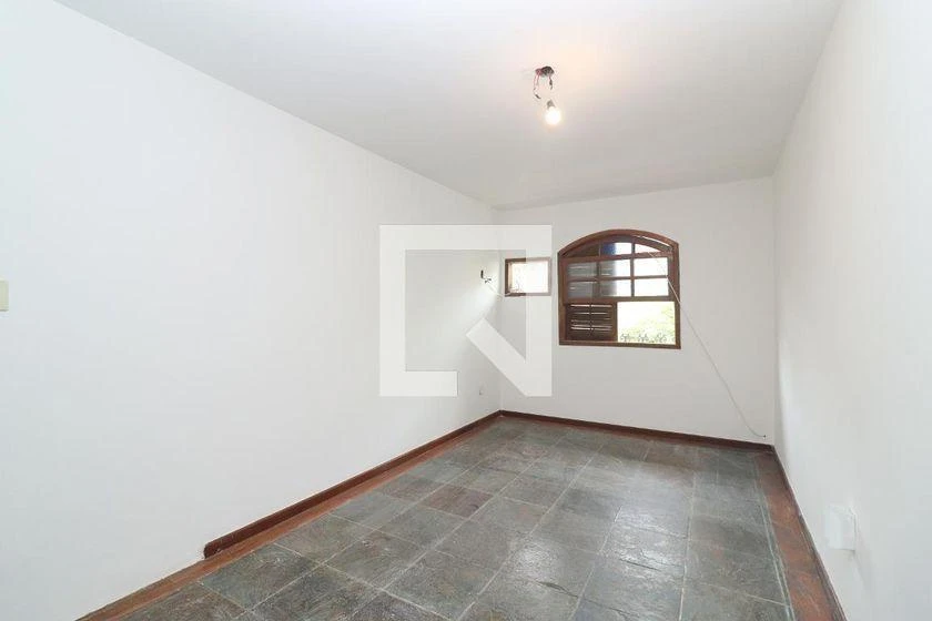 Будинок: 3 спальні, 1 з власною ванною кімнатою, 217 м² — photo 11