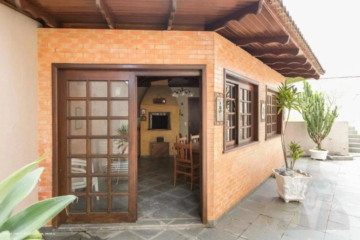 Furnished house, 286 m², with a bathtub — photo 10