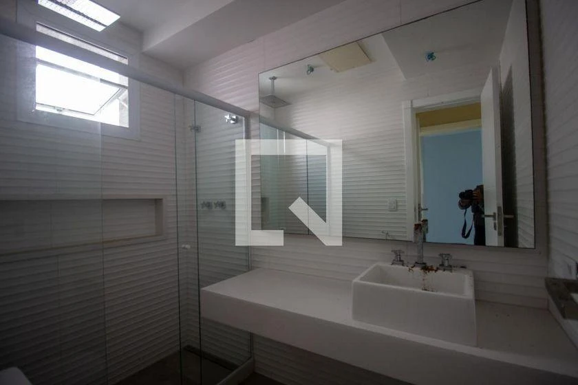 Apartamento para aluguel com 4 quartos, 348 m² e varanda — photo 46