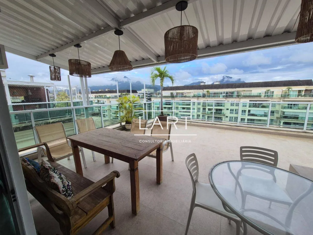 Furnished penthouse apartment with 3 bedrooms — photo 5