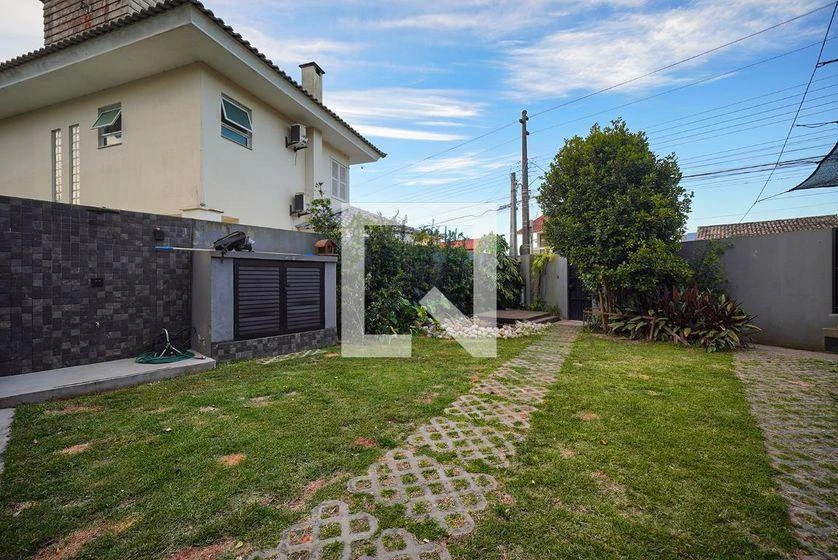 Mountain view in a 5-bedroom house, 330 m² — photo 29