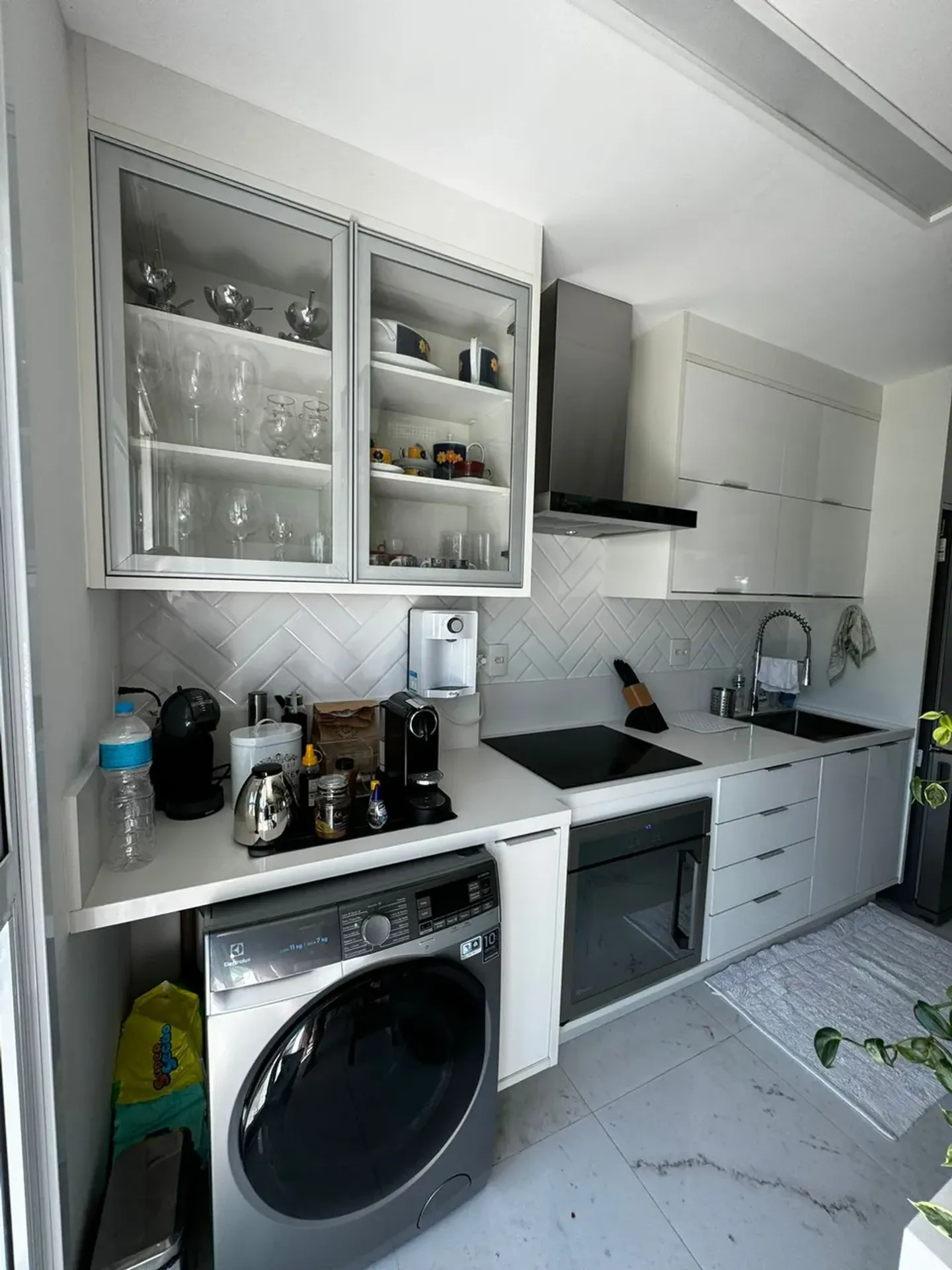 Furnished 80 m² apartment with 2 bedrooms and balcony — photo 23
