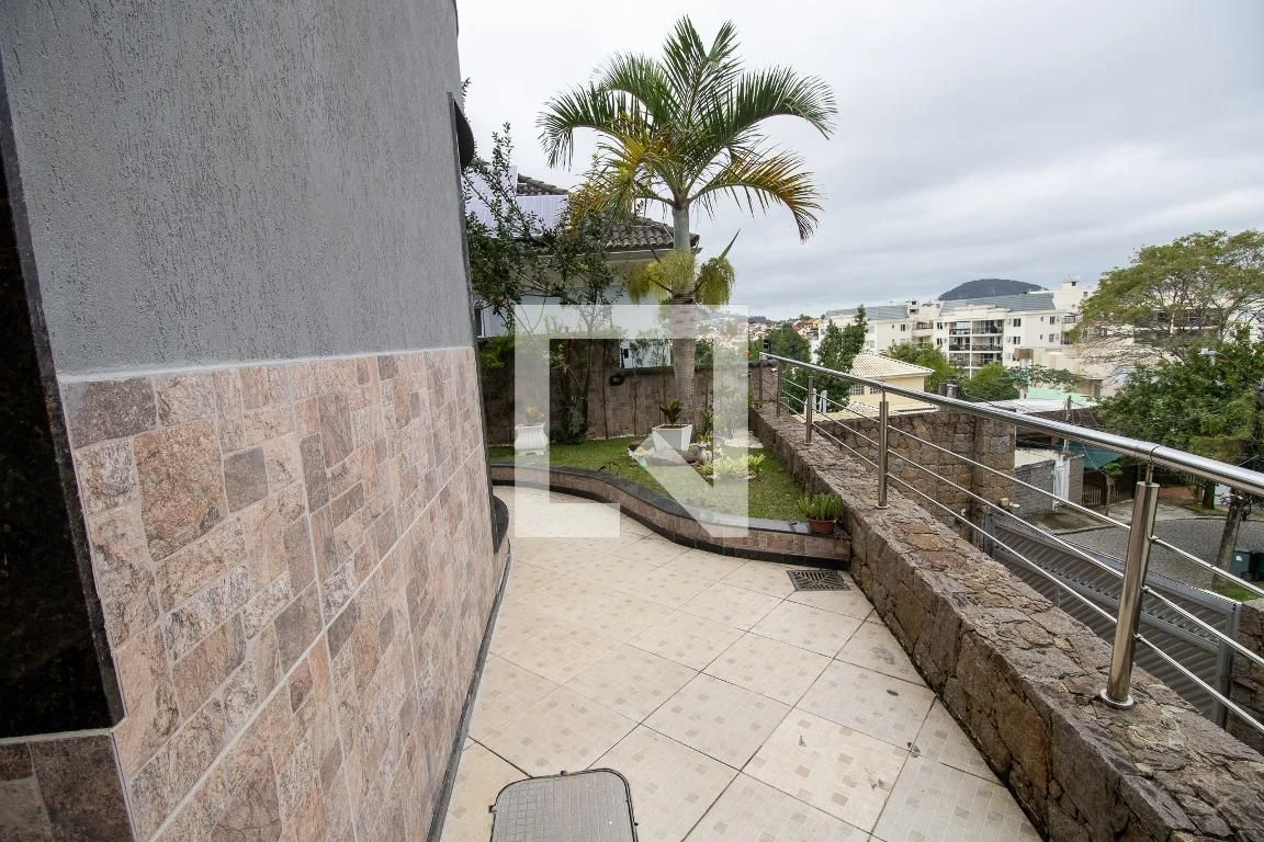 Casa com 3 suítes e quintal privativo com churrasqueira — photo 29