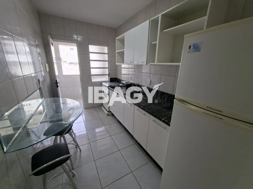 Furnished 2-bedroom apartment with a balcony — photo 4