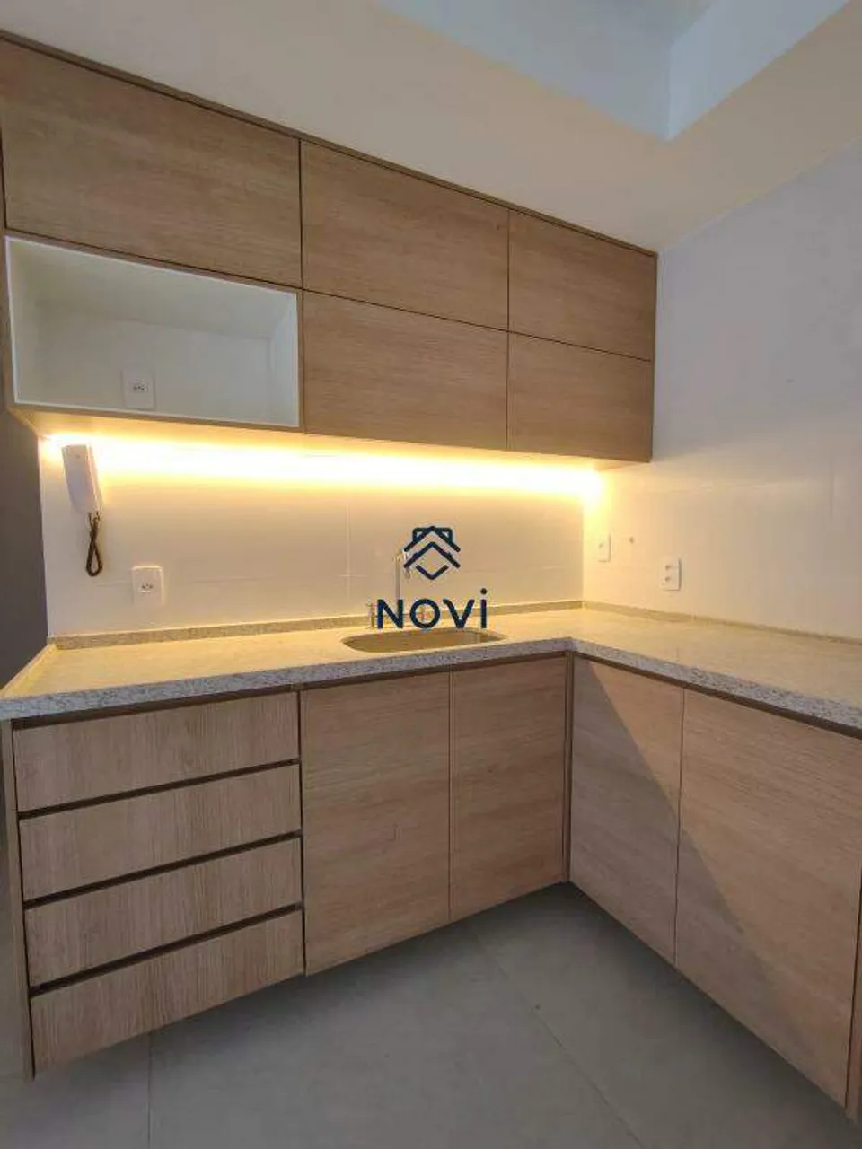 2-bedroom apartment with 2 bathrooms and 1 parking space — photo 2
