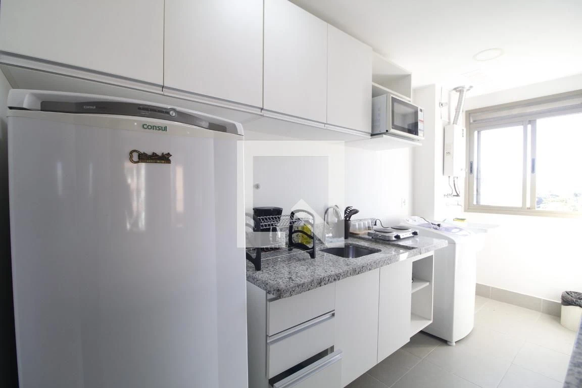 Apartamento mobiliado de 2 quartos com espaço de home office — photo 27