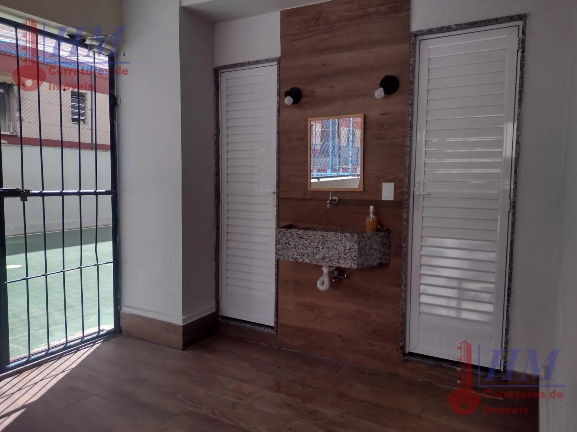 Furnished apartment, 67 m², with a glass-enclosed balcony — photo 29