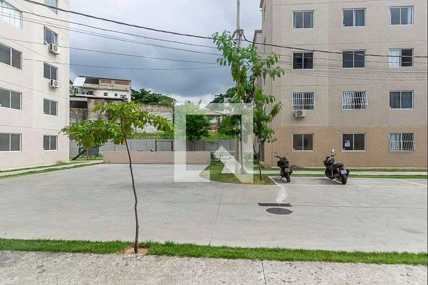 Apartamento de 2 quartos com armários na cozinha — photo 13