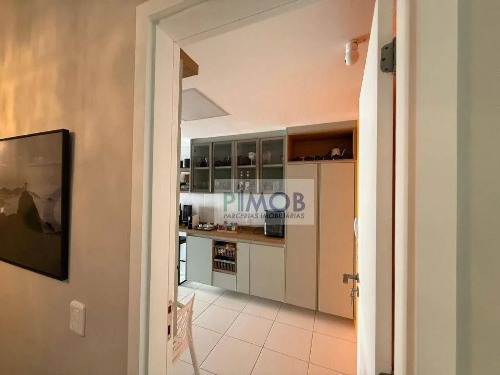 227 m² apartment with 5 bedrooms and 5 bathrooms — photo 27