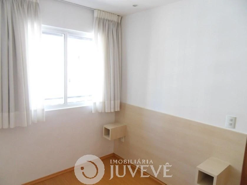 One-bedroom apartment in a building with a sauna — photo 15