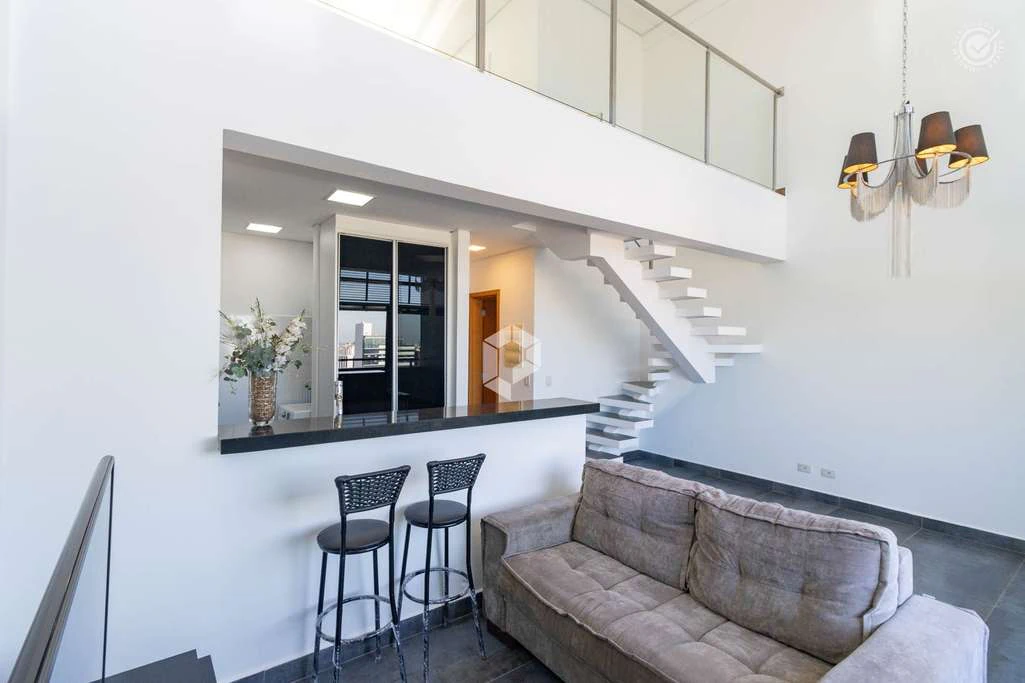 Furnished 140 m² apartment with 1 suite and parking — photo 3
