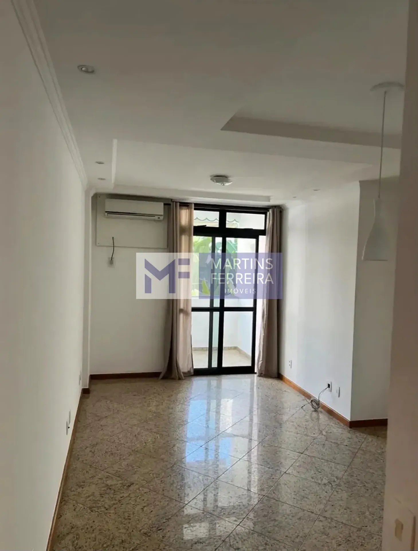 3-bedroom apartment in a building with a sauna