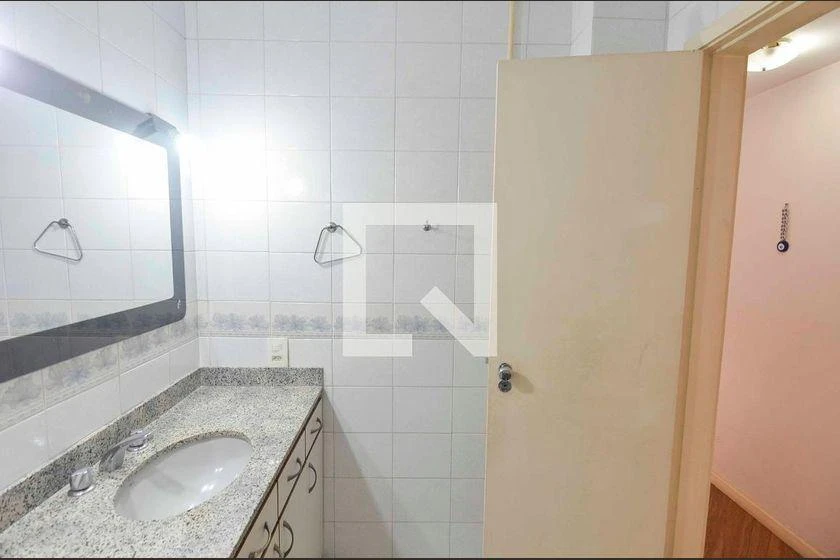 Apartamento de alquiler con 3 dormitorios y 98 m² — photo 13