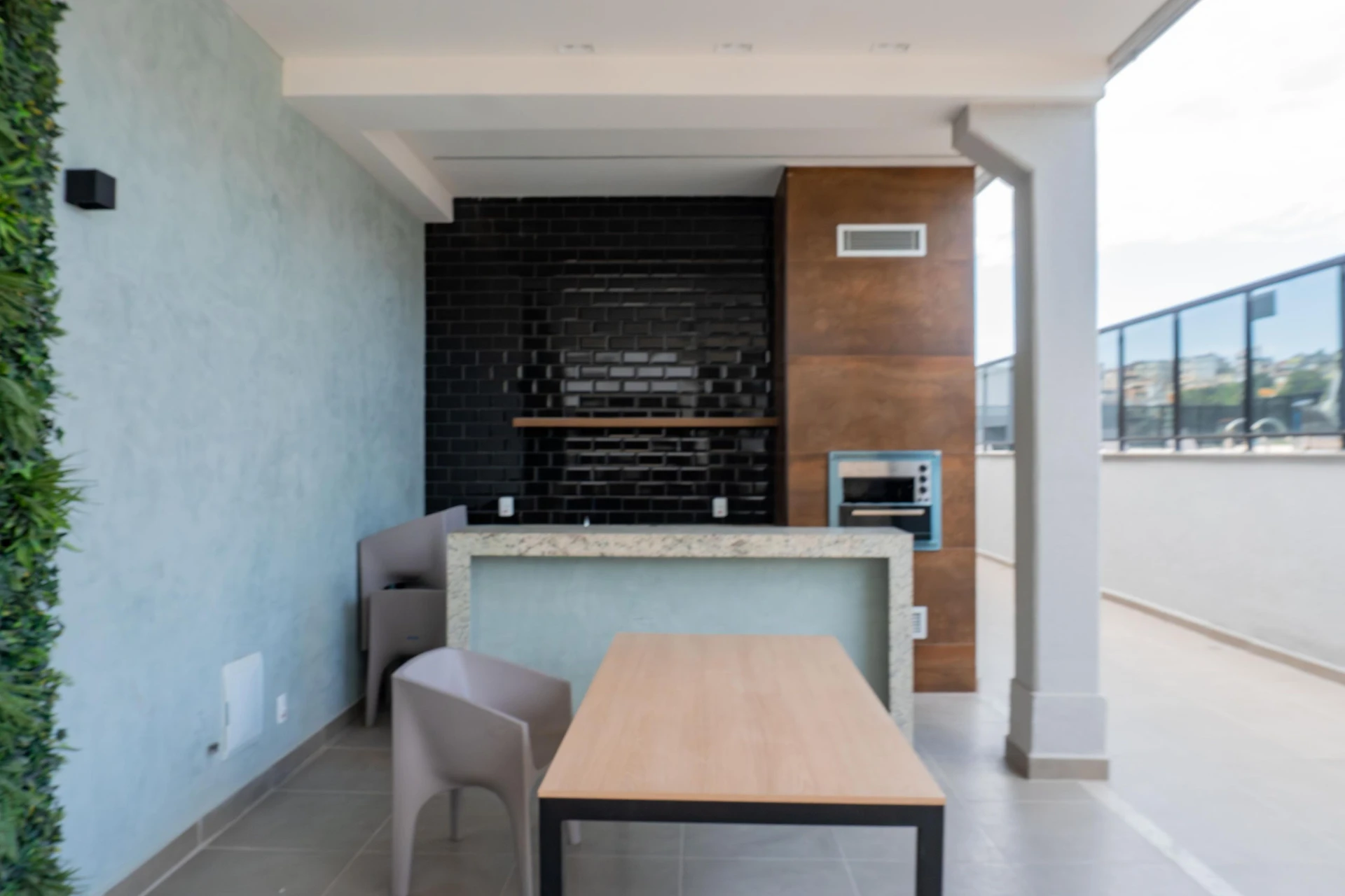 2-bedroom apartment in a building with a sauna — photo 33