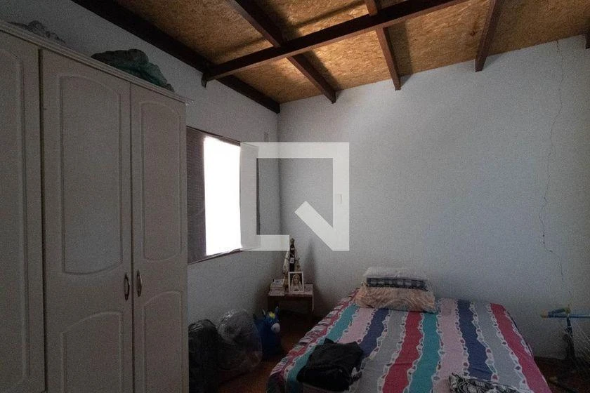 Furnished house with 4 bedrooms and 290 m² — photo 12
