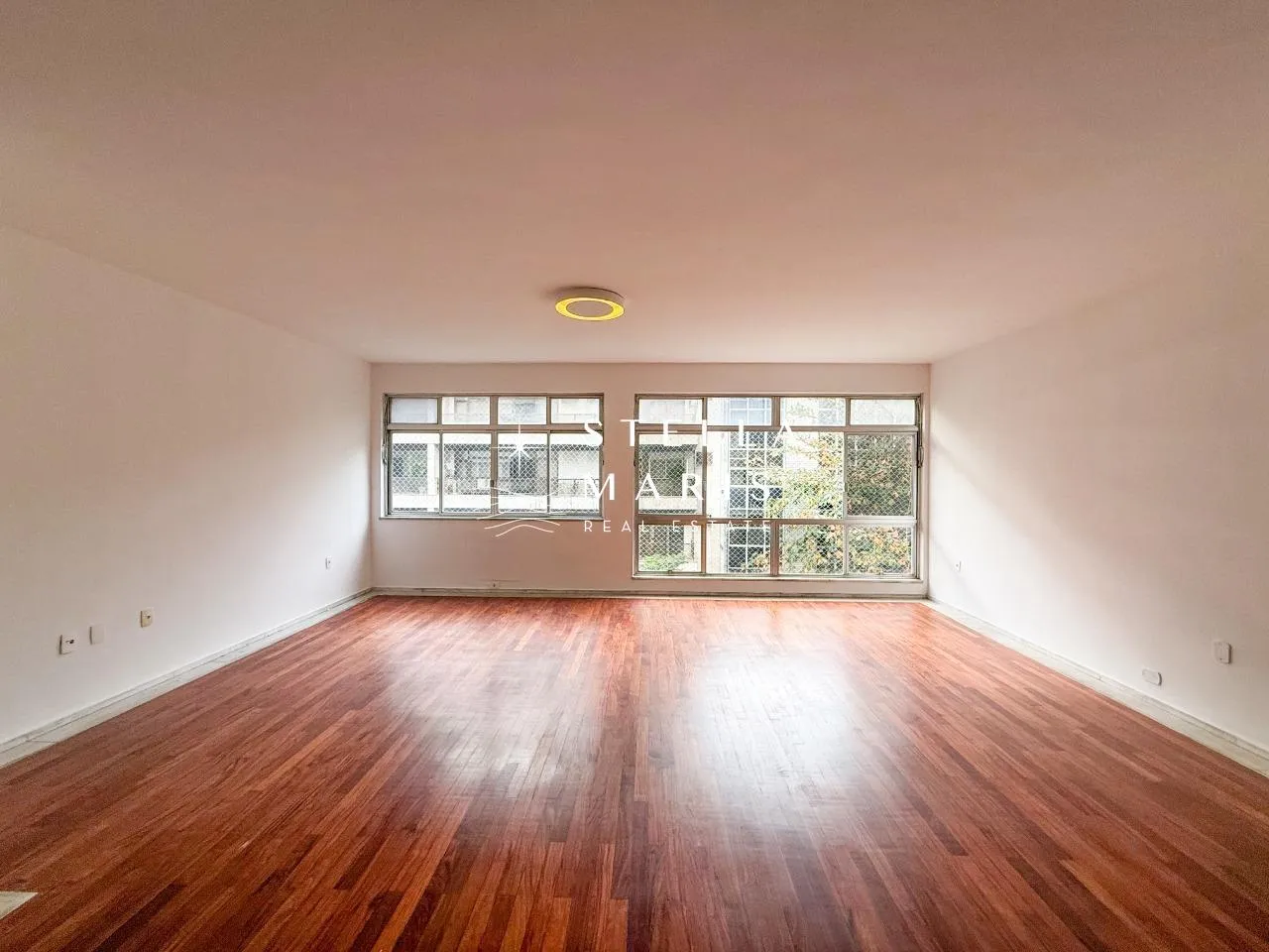 Rental apartment with 3 bedrooms and 3 bathrooms — photo 2