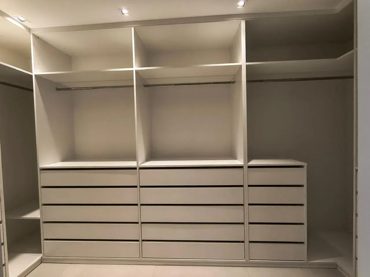 Casa com 4 quartos, 5 banheiros e 3 vagas — photo 21