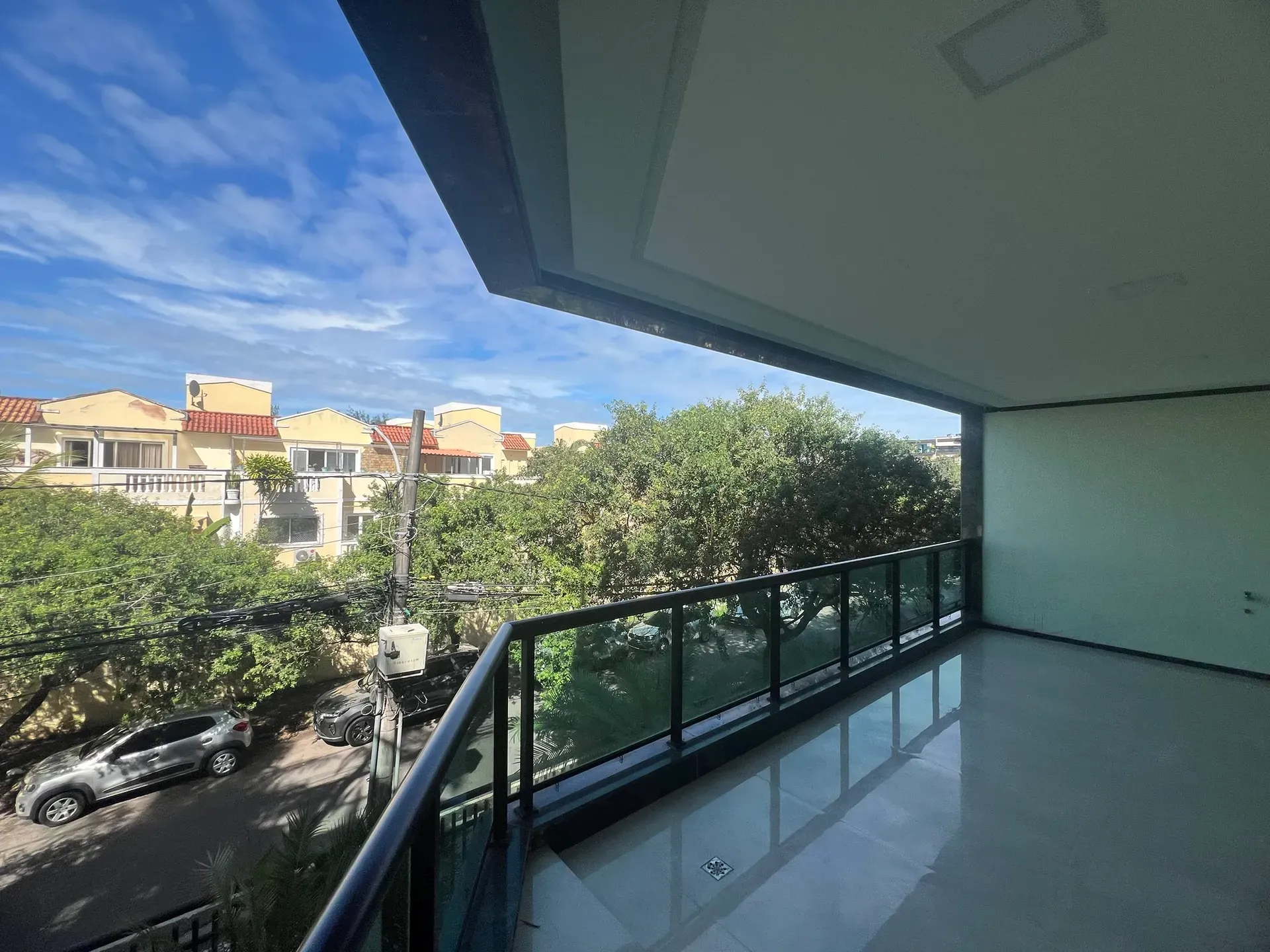 Furnished 90 m² apartment with a suite and 3 bedrooms — photo 22
